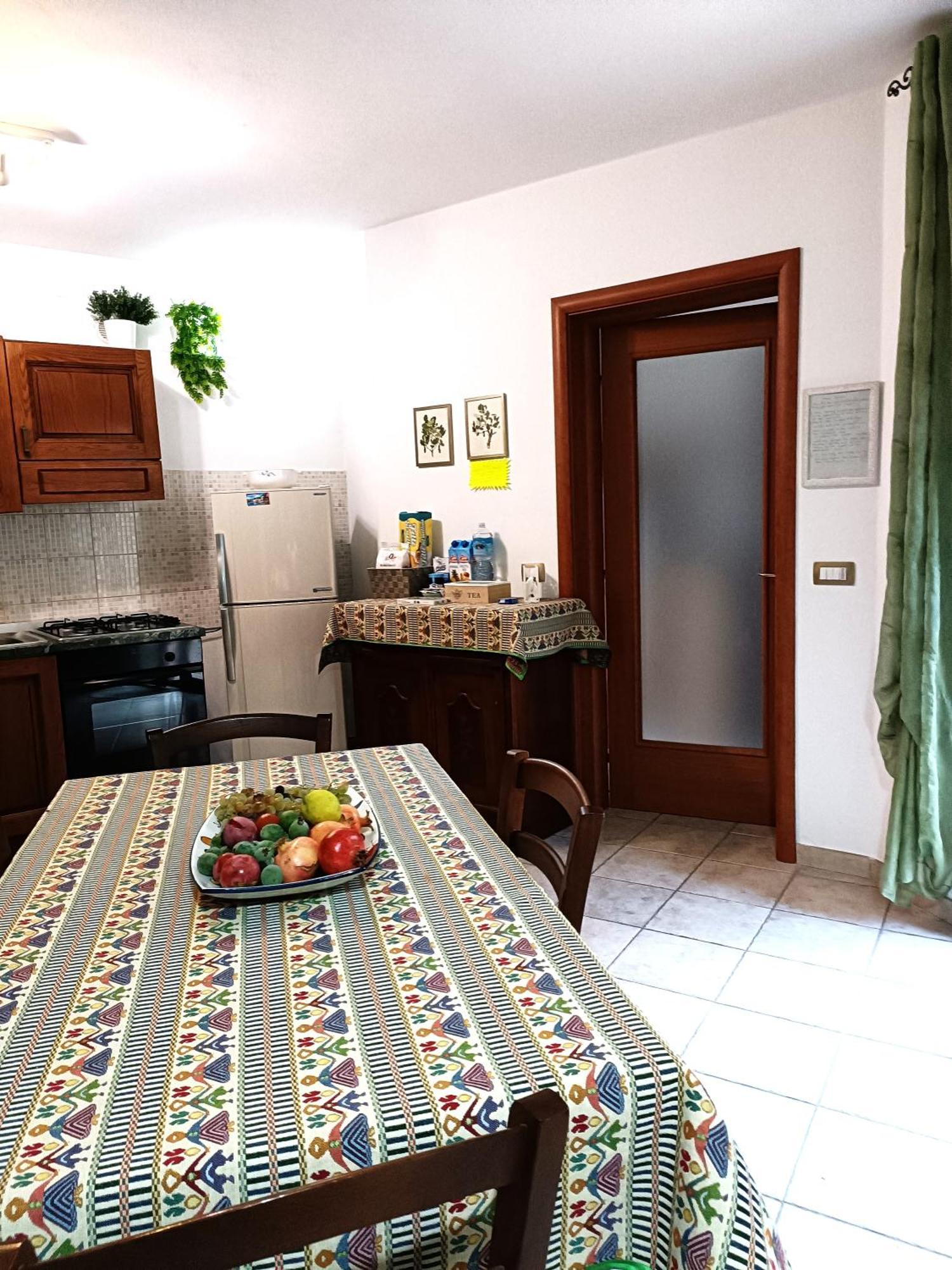 Giarranas House - Apartment With Coutyard Villacidro Zewnętrze zdjęcie